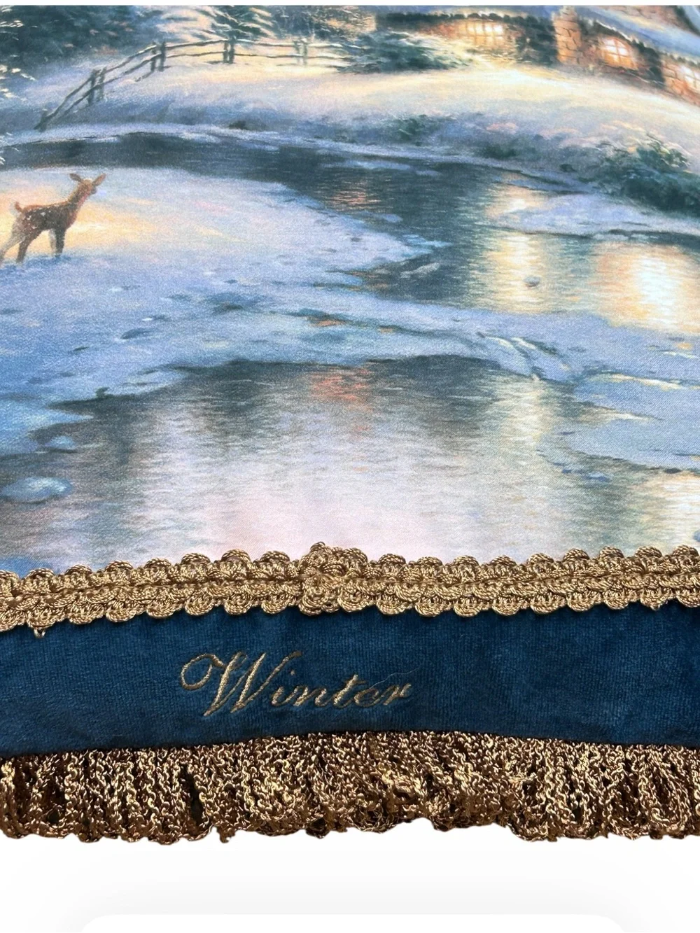 2008 Thomas Kinkade “Season of Splendor” Decorative Pillows Set of 4